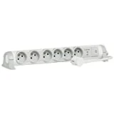Legrand - Rallonge Multiprise Parafoudre et Surtension - 6 prises - Cordon 1.5m Blanc - Blanc/Gris - 050097